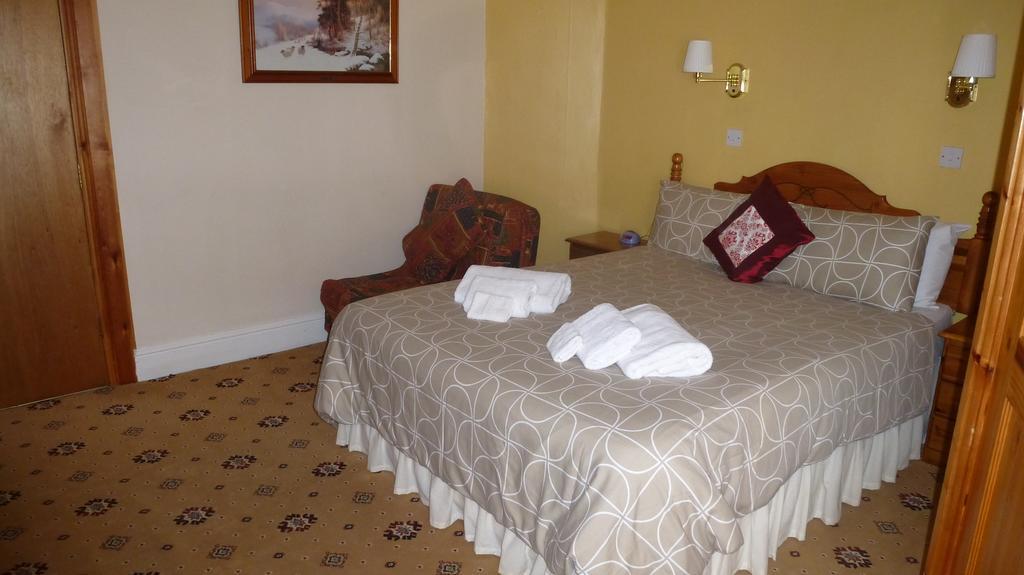 Whitehall Guest House Colwyn Bay Ngoại thất bức ảnh