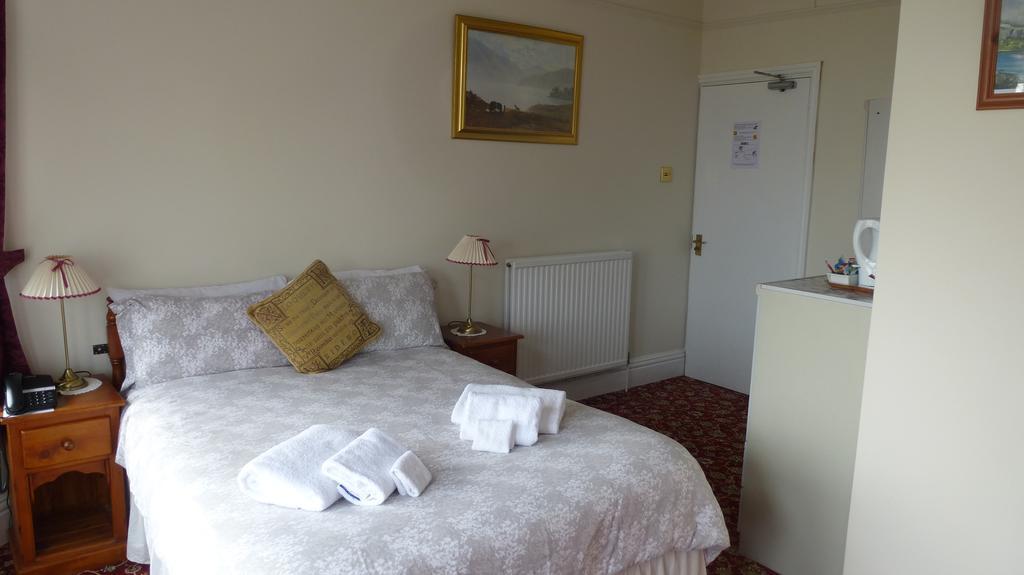 Whitehall Guest House Colwyn Bay Ngoại thất bức ảnh